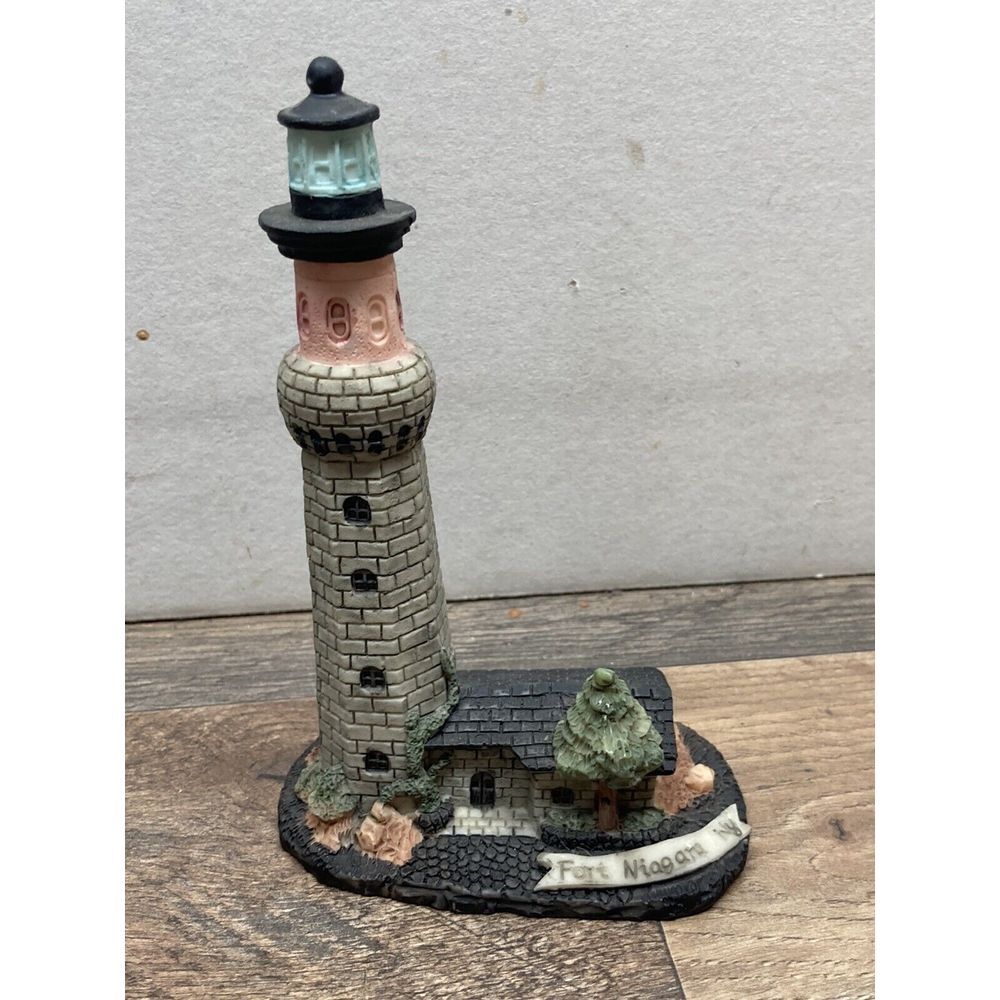 Fort Niagra‎ Lighthouse